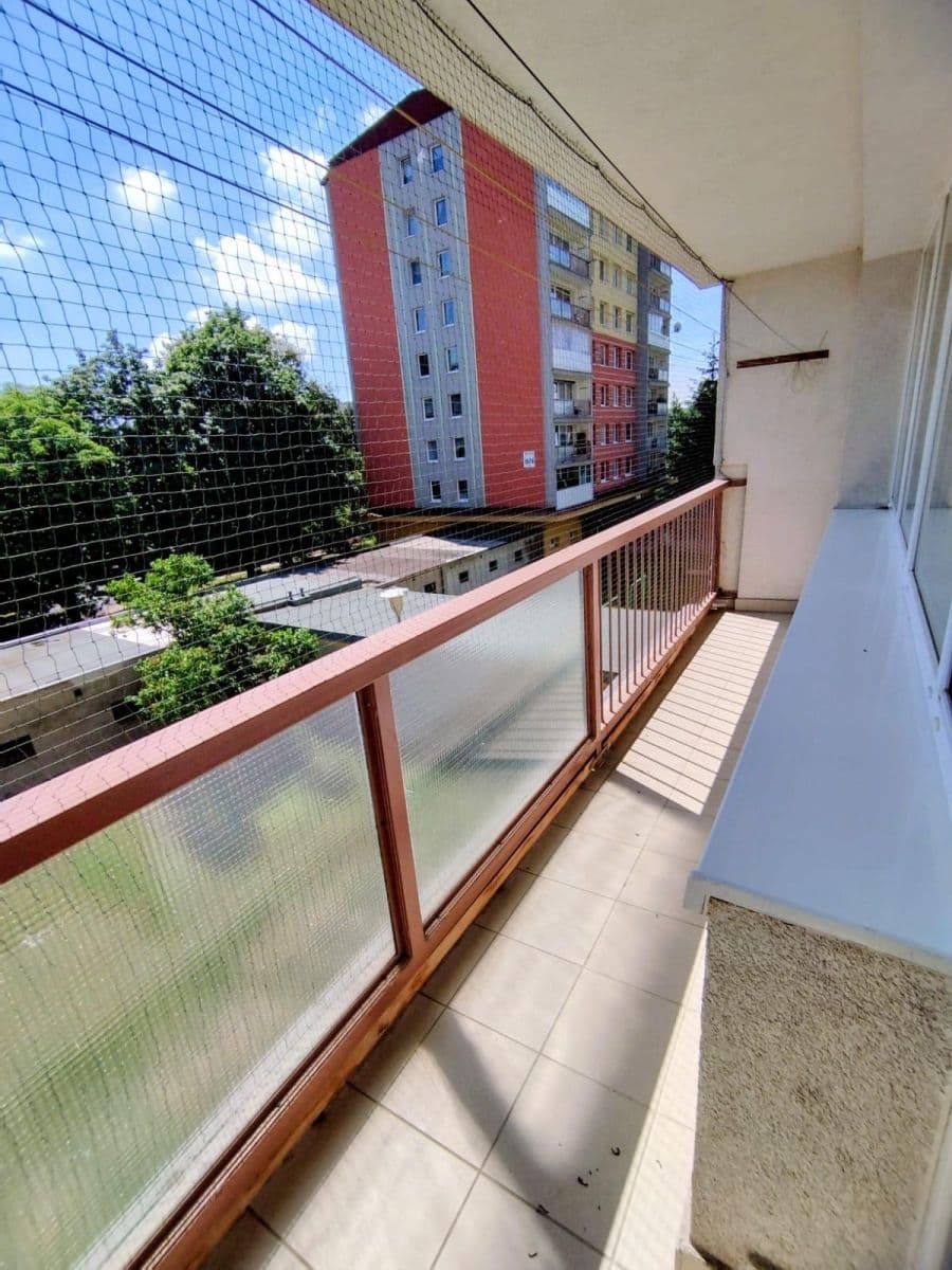 Prodej bytu 3+1 67 m², U Lomu, Most, Ústecký kraj Prodej bytu 3+1 67 m², U Lomu, Most, Ústecký kraj