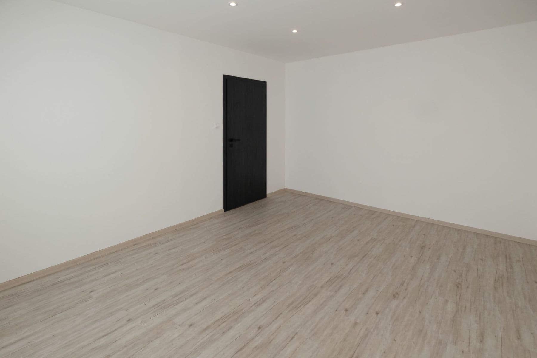 Pronájem bytu 1+1 32 m², Zahraničního odboje, Třebíč, Kraj Vysočina Pronájem bytu 1+1 32 m², Zahraničního odboje, Třebíč, Kraj Vysočina