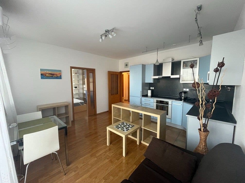 Pronájem bytu 2+kk 41 m², Novobohdalecká, Praha, Praha Pronájem bytu 2+kk 41 m², Novobohdalecká, Praha, Praha