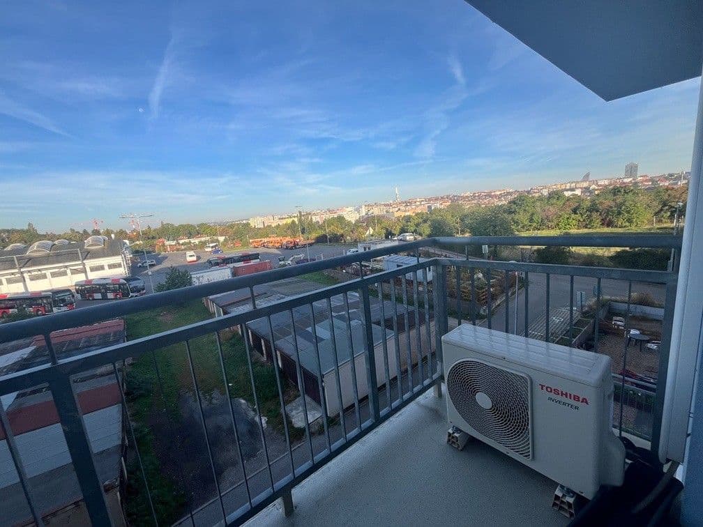 Pronájem bytu 2+kk 41 m², Novobohdalecká, Praha, Praha Pronájem bytu 2+kk 41 m², Novobohdalecká, Praha, Praha
