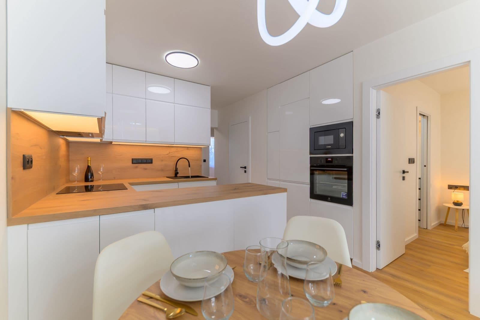 Pronájem bytu 4+kk 64 m², Křejpského, Praha, Praha Pronájem bytu 4+kk 64 m², Křejpského, Praha, Praha