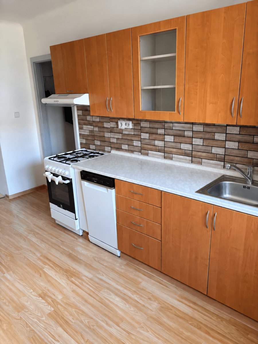 Pronájem bytu 2+1 50 m², Herbenova, Kladno, Středočeský kraj Pronájem bytu 2+1 50 m², Herbenova, Kladno, Středočeský kraj