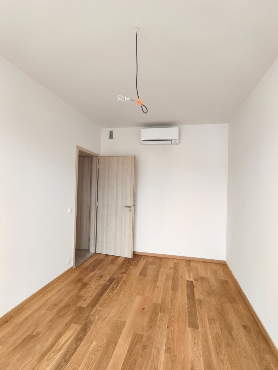 Prodej bytu 5+kk 119 m², Veselovského, Praha, Praha Prodej bytu 5+kk 119 m², Veselovského, Praha, Praha