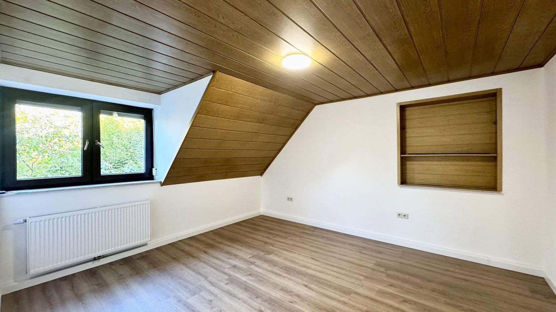 Prodej domu 363 m², pozemek 878 m², Greifenklaustraße 1 2, Reckendorf, Bavorsko Prodej domu 363 m², pozemek 878 m², Greifenklaustraße 1 2, Reckendorf, Bavorsko