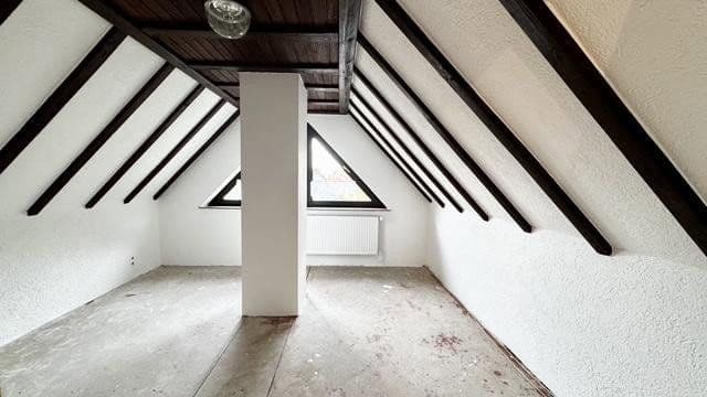 Prodej domu 216 m², pozemek 312 m², Heimstraße 29, Hirschaid, Bavorsko Prodej domu 216 m², pozemek 312 m², Heimstraße 29, Hirschaid, Bavorsko