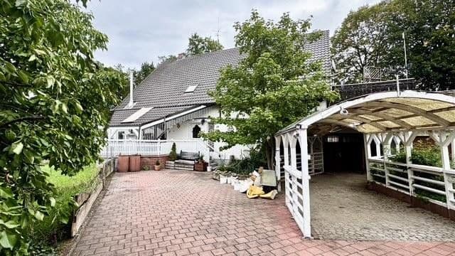 Prodej domu 216 m², pozemek 312 m², Heimstraße 29, Hirschaid, Bavorsko Prodej domu 216 m², pozemek 312 m², Heimstraße 29, Hirschaid, Bavorsko