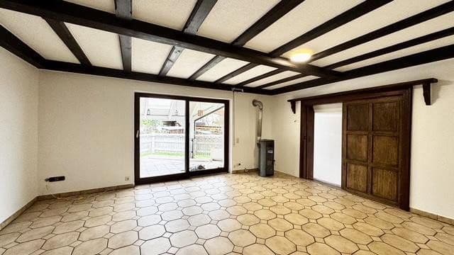 Prodej domu 216 m², pozemek 312 m², Heimstraße 29, Hirschaid, Bavorsko Prodej domu 216 m², pozemek 312 m², Heimstraße 29, Hirschaid, Bavorsko
