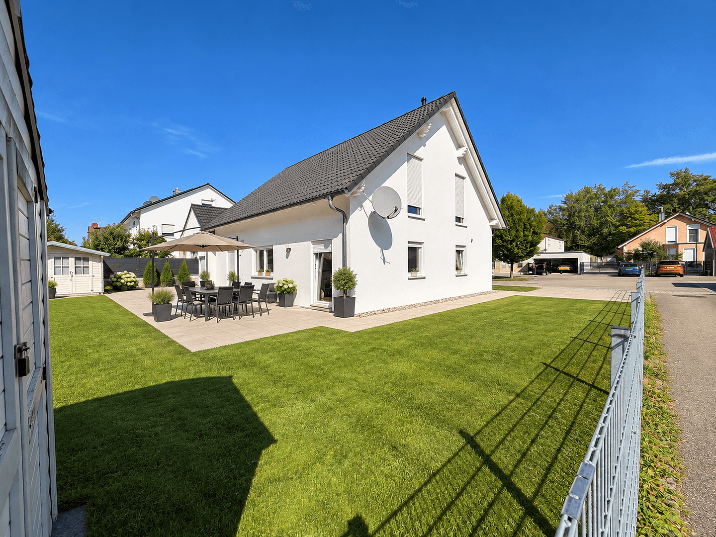 Pronájem domu 140 m², pozemek 400 m², Ingolstadt, Bavorsko Pronájem domu 140 m², pozemek 400 m², Ingolstadt, Bavorsko