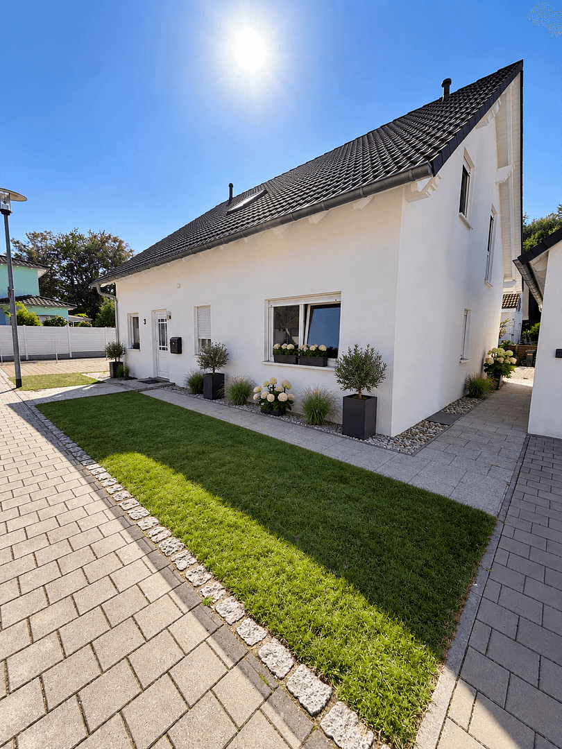 Pronájem domu 140 m², pozemek 400 m², Ingolstadt, Bavorsko Pronájem domu 140 m², pozemek 400 m², Ingolstadt, Bavorsko