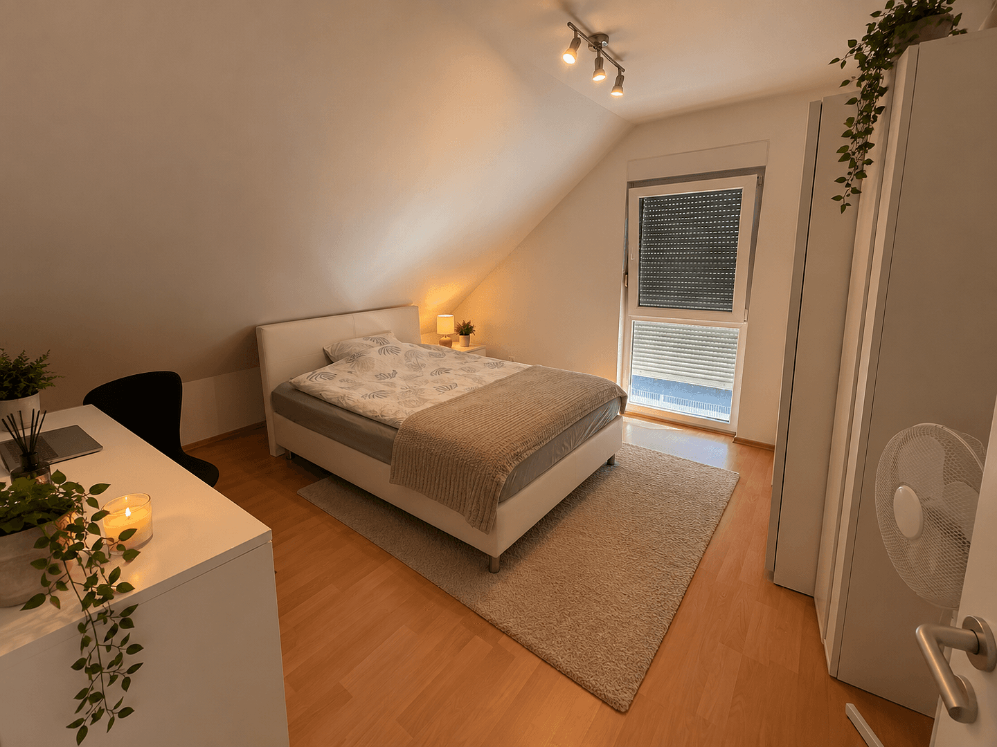 Pronájem domu 140 m², pozemek 400 m², Ingolstadt, Bavorsko Pronájem domu 140 m², pozemek 400 m², Ingolstadt, Bavorsko