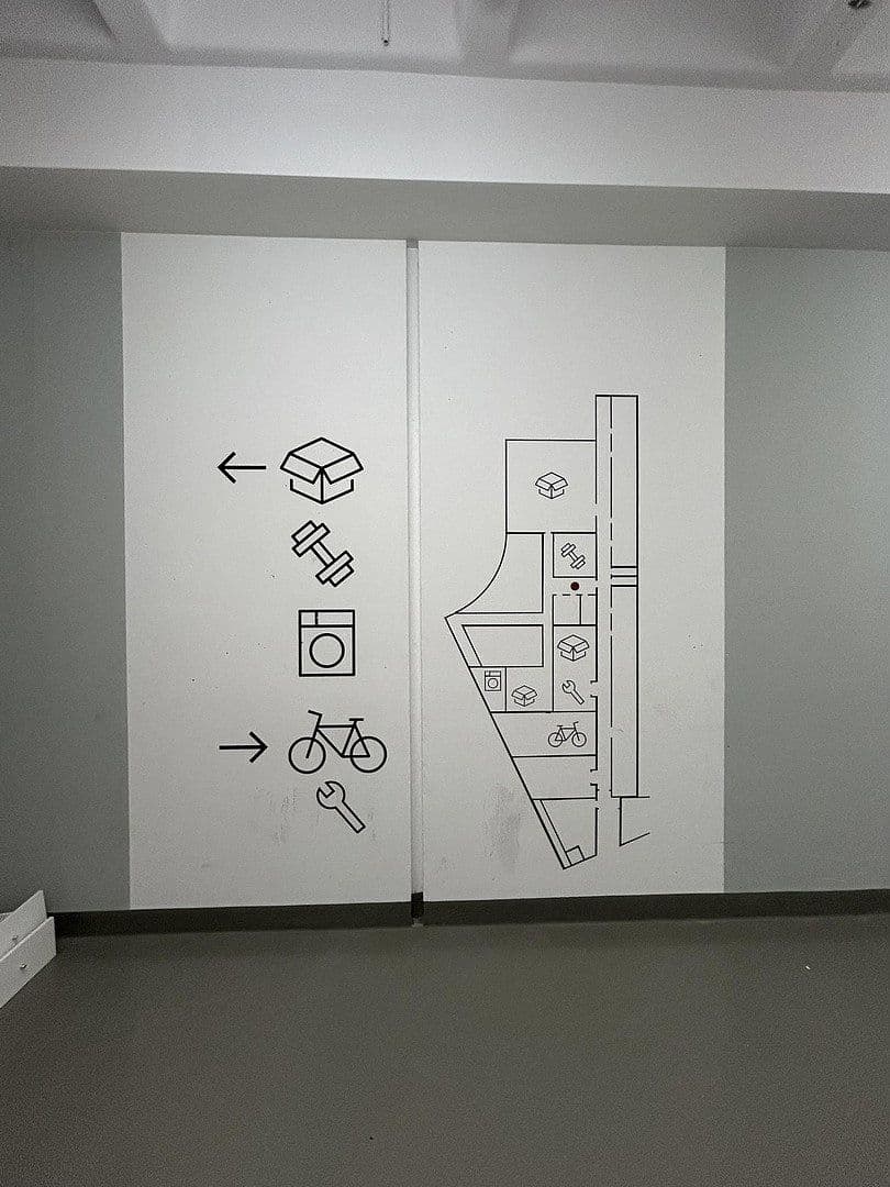 Pronájem bytu 1+1 27 m², Leopoldstr. 202, München, Bavorsko Pronájem bytu 1+1 27 m², Leopoldstr. 202, München, Bavorsko