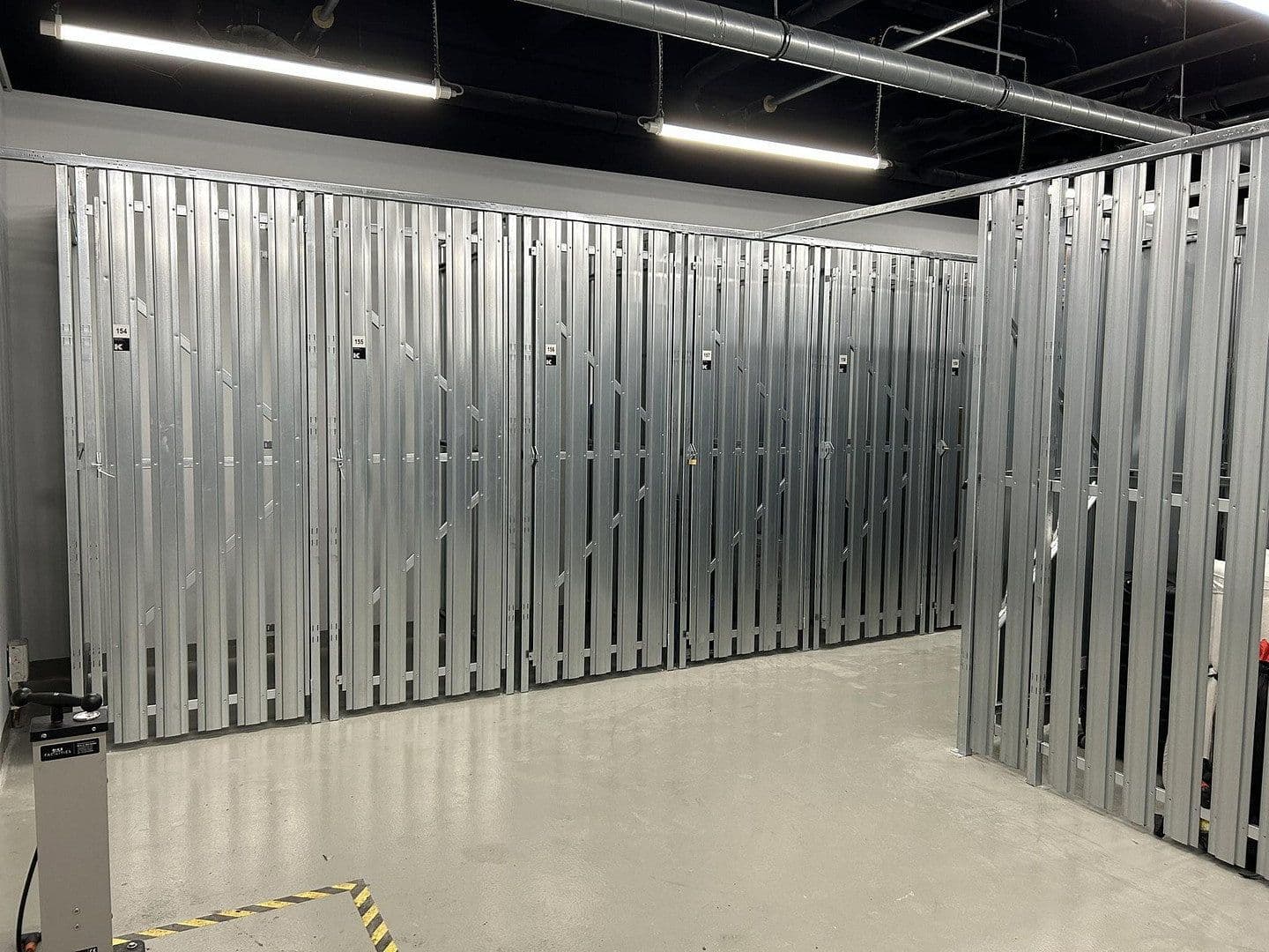 Pronájem bytu 1+1 27 m², Leopoldstr. 202, München, Bavorsko Pronájem bytu 1+1 27 m², Leopoldstr. 202, München, Bavorsko