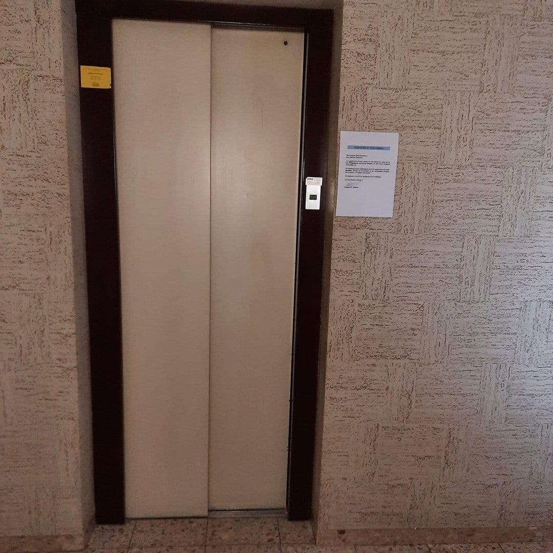 Prodej bytu 3+1 93 m², Eickenstraße 37, Duisburg, Severní Porýní-Vestfálsko Prodej bytu 3+1 93 m², Eickenstraße 37, Duisburg, Severní Porýní-Vestfálsko