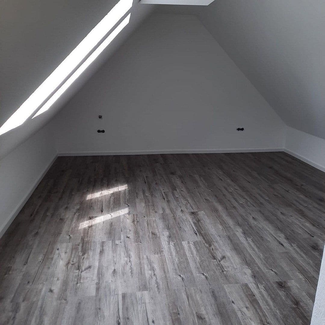 Prodej bytu 3+1 93 m², Eickenstraße 37, Duisburg, Severní Porýní-Vestfálsko Prodej bytu 3+1 93 m², Eickenstraße 37, Duisburg, Severní Porýní-Vestfálsko