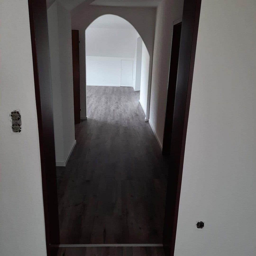 Prodej bytu 3+1 93 m², Eickenstraße 37, Duisburg, Severní Porýní-Vestfálsko Prodej bytu 3+1 93 m², Eickenstraße 37, Duisburg, Severní Porýní-Vestfálsko