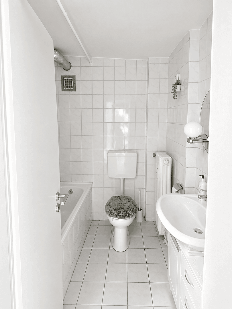 Pronájem bytu 2+kk 55 m², Mülgaustraße 315, Mönchengladbach, Severní Porýní-Vestfálsko Pronájem bytu 2+kk 55 m², Mülgaustraße 315, Mönchengladbach, Severní Porýní-Vestfálsko
