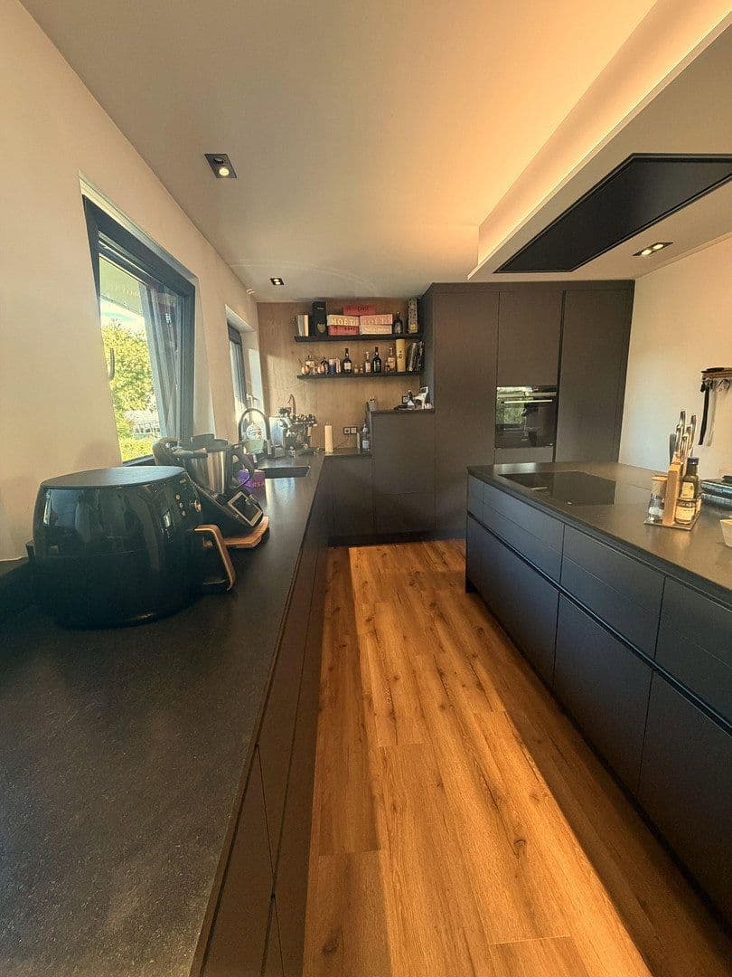 Prodej domu 220 m², pozemek 757 m², Osburg, Porýní-Falc Prodej domu 220 m², pozemek 757 m², Osburg, Porýní-Falc
