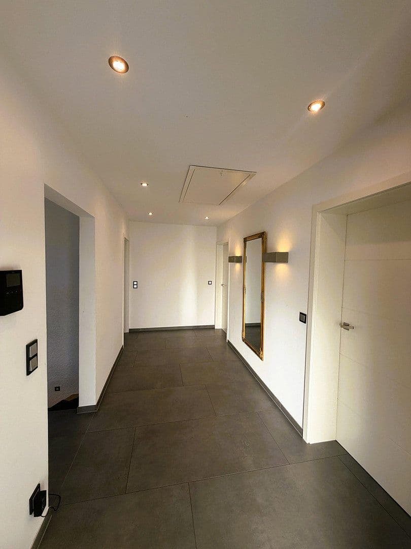 Prodej domu 220 m², pozemek 757 m², Osburg, Porýní-Falc Prodej domu 220 m², pozemek 757 m², Osburg, Porýní-Falc