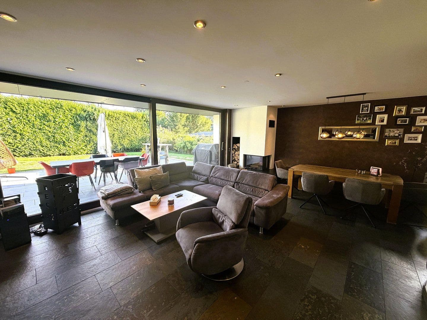Prodej domu 220 m², pozemek 757 m², Osburg, Porýní-Falc Prodej domu 220 m², pozemek 757 m², Osburg, Porýní-Falc
