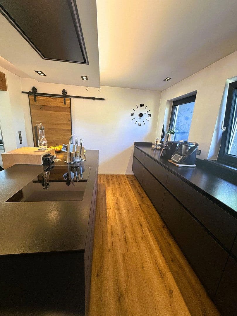 Prodej domu 220 m², pozemek 757 m², Osburg, Porýní-Falc Prodej domu 220 m², pozemek 757 m², Osburg, Porýní-Falc