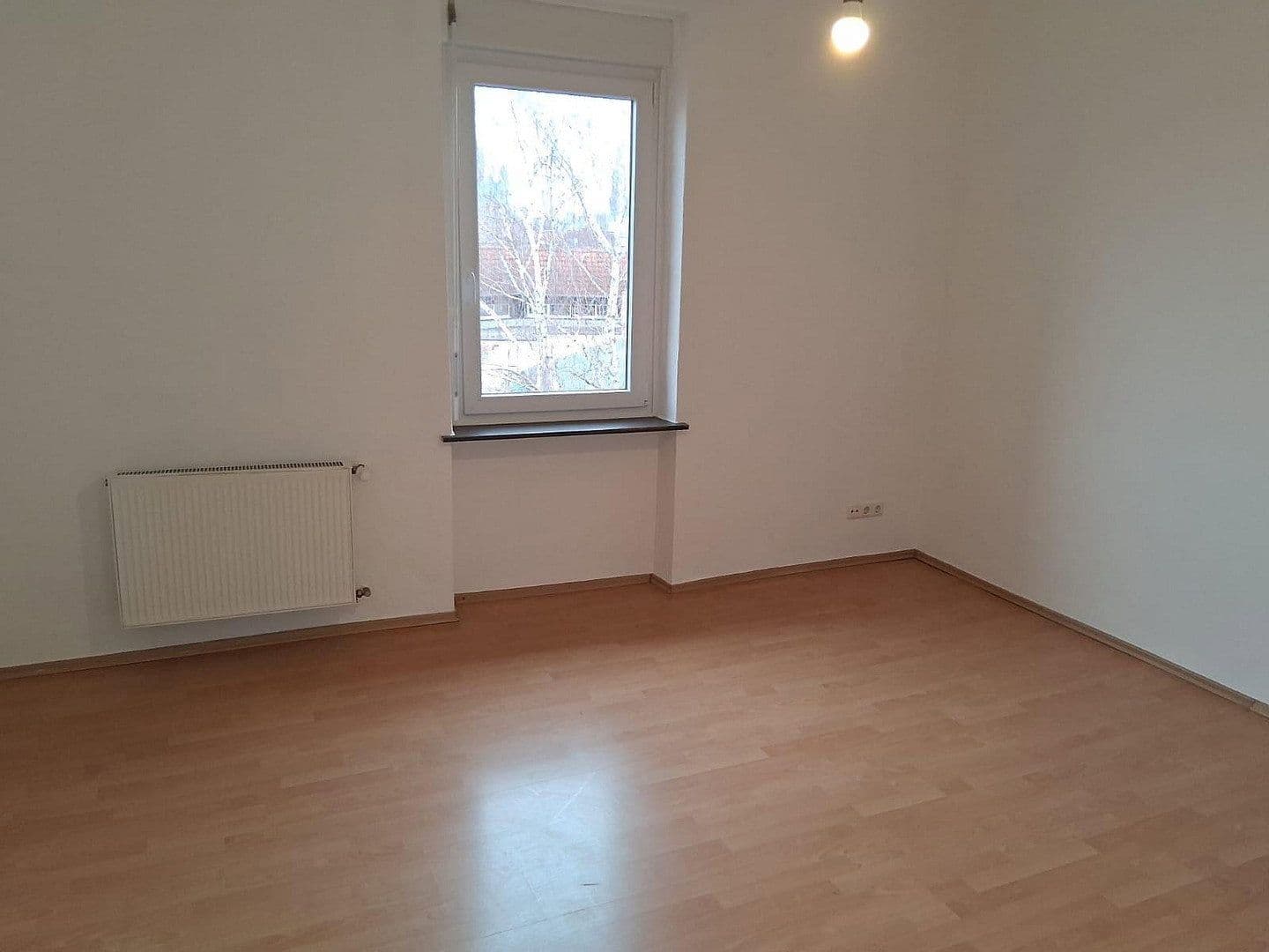 Pronájem bytu 3+1 75 m², Ludwigstrasse 42, Worms, Porýní-Falc Pronájem bytu 3+1 75 m², Ludwigstrasse 42, Worms, Porýní-Falc