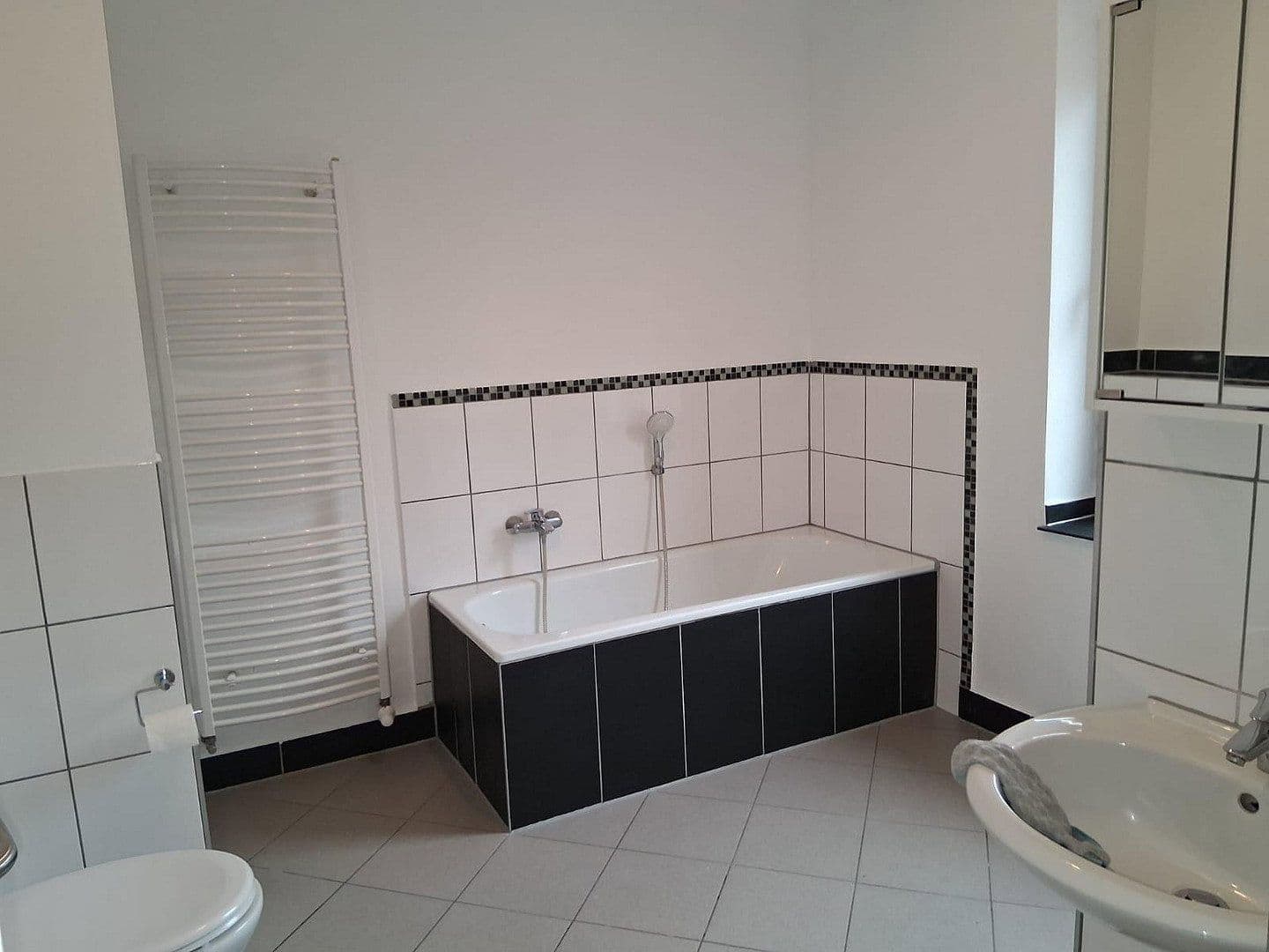 Pronájem bytu 3+1 75 m², Ludwigstrasse 42, Worms, Porýní-Falc Pronájem bytu 3+1 75 m², Ludwigstrasse 42, Worms, Porýní-Falc