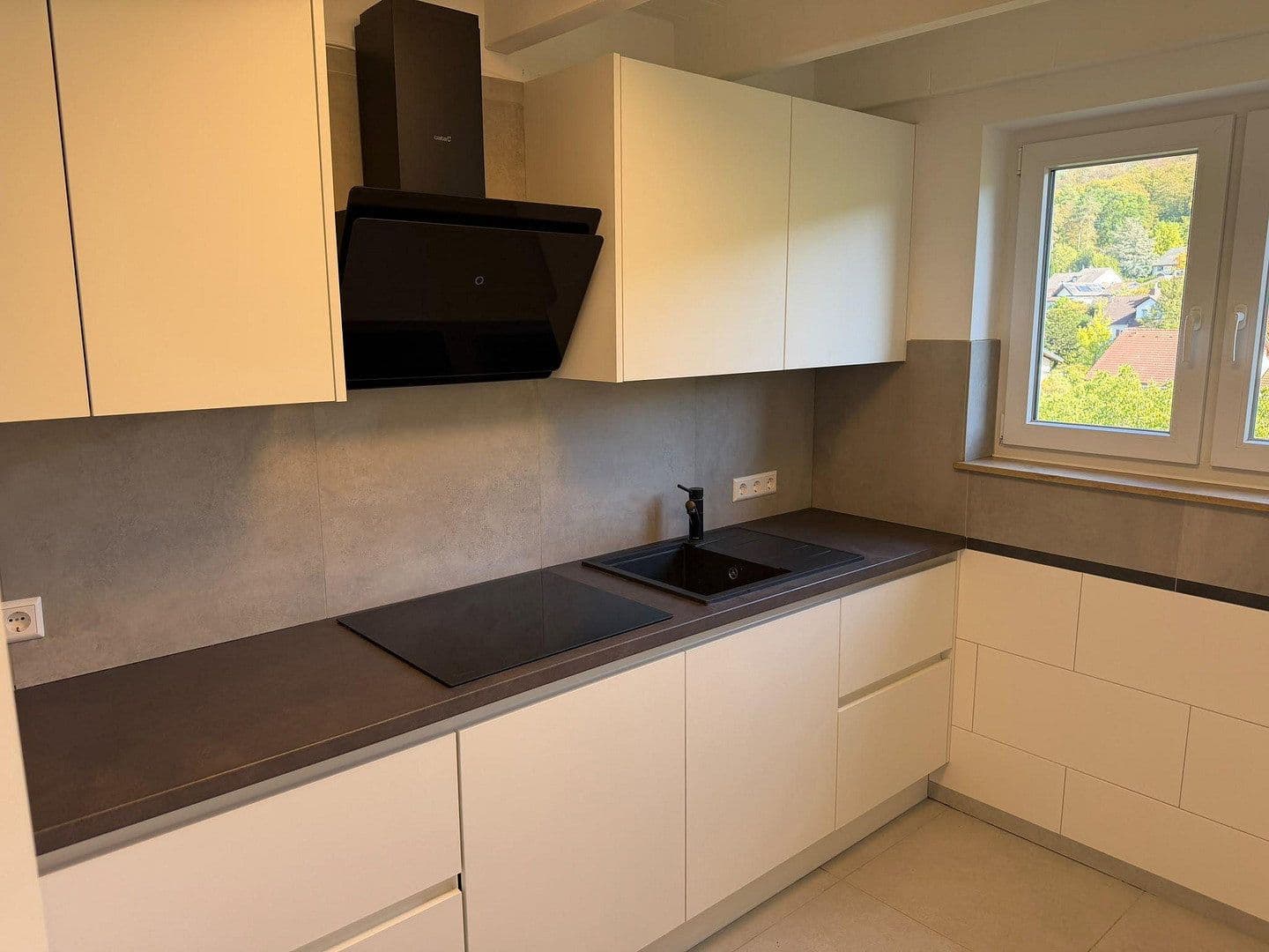Pronájem bytu 5+1 92 m², In der Heinrichsburg 13, Mosbach, Bádensko-Württembersko Pronájem bytu 5+1 92 m², In der Heinrichsburg 13, Mosbach, Bádensko-Württembersko