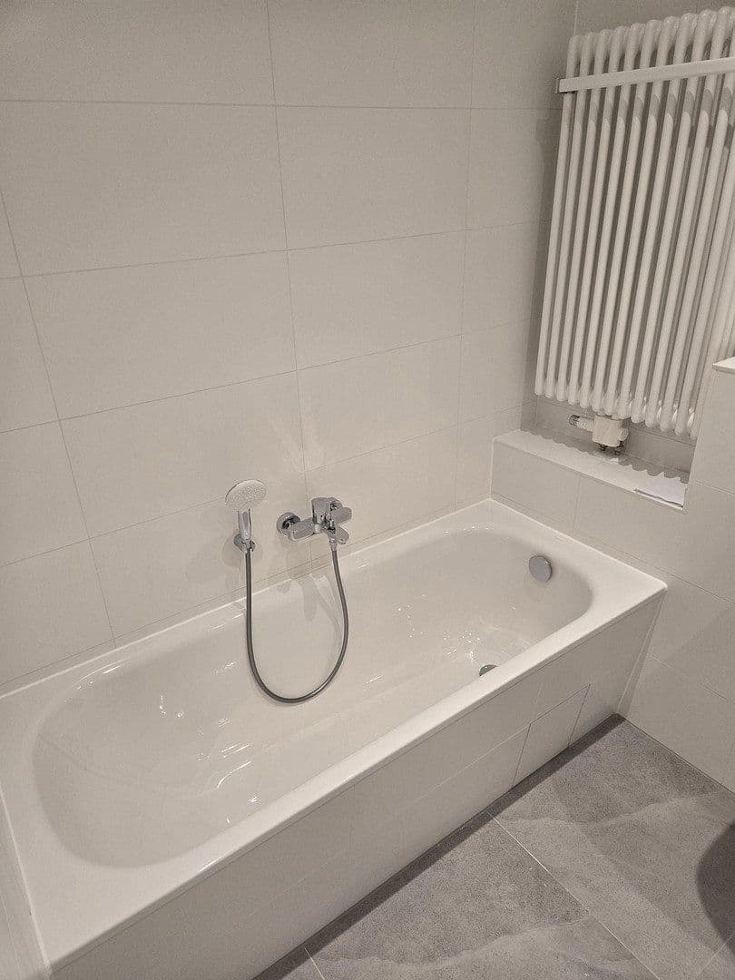 Pronájem bytu 3+1 84 m², Bütower Str. 34, Berlin, Berlín Pronájem bytu 3+1 84 m², Bütower Str. 34, Berlin, Berlín