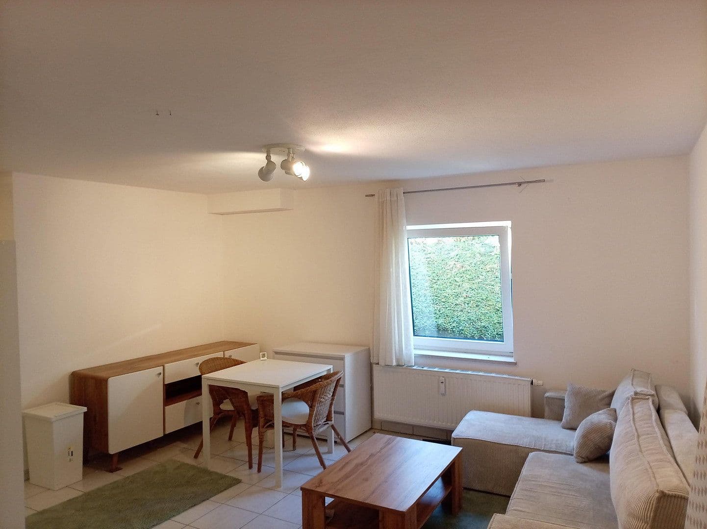 Pronájem bytu 1+1 37 m², Spechtweg 3, Vaterstetten, Bavorsko Pronájem bytu 1+1 37 m², Spechtweg 3, Vaterstetten, Bavorsko