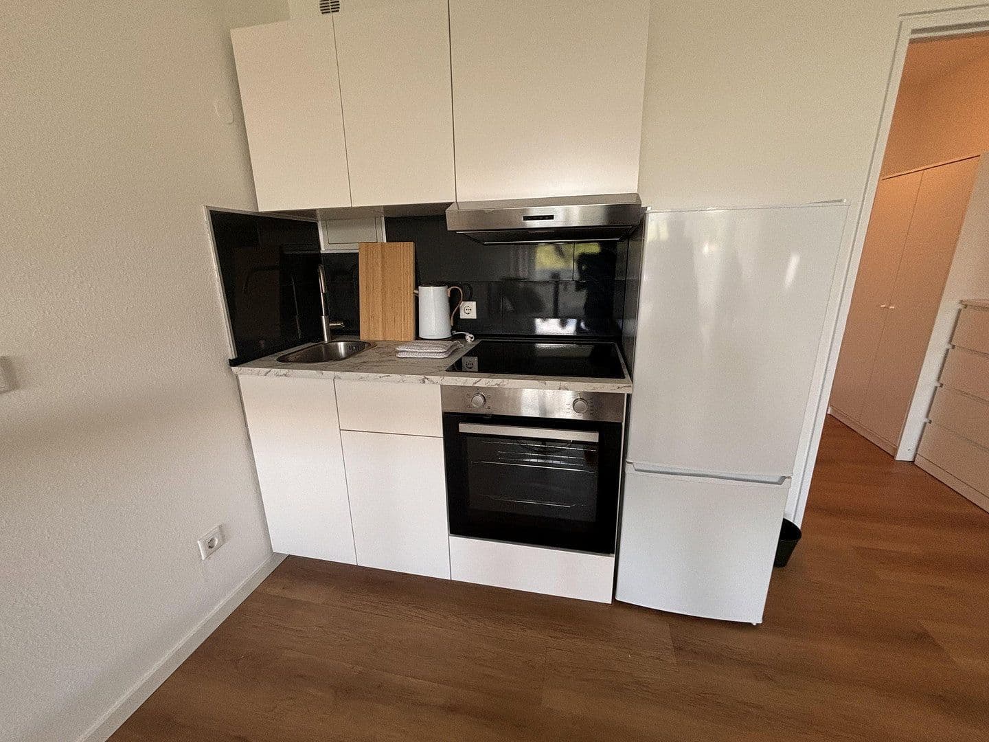 Pronájem bytu 1+1 35 m², An der Untermühle 4, Liederbach am Taunus, Hessen Pronájem bytu 1+1 35 m², An der Untermühle 4, Liederbach am Taunus, Hessen