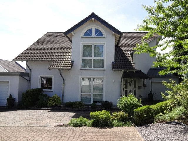 Prodej domu 228 m², pozemek 737 m², Fraunhoferstr. 9, Andernach, Porýní-Falc Prodej domu 228 m², pozemek 737 m², Fraunhoferstr. 9, Andernach, Porýní-Falc