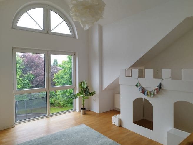 Prodej domu 228 m², pozemek 737 m², Fraunhoferstr. 9, Andernach, Porýní-Falc Prodej domu 228 m², pozemek 737 m², Fraunhoferstr. 9, Andernach, Porýní-Falc