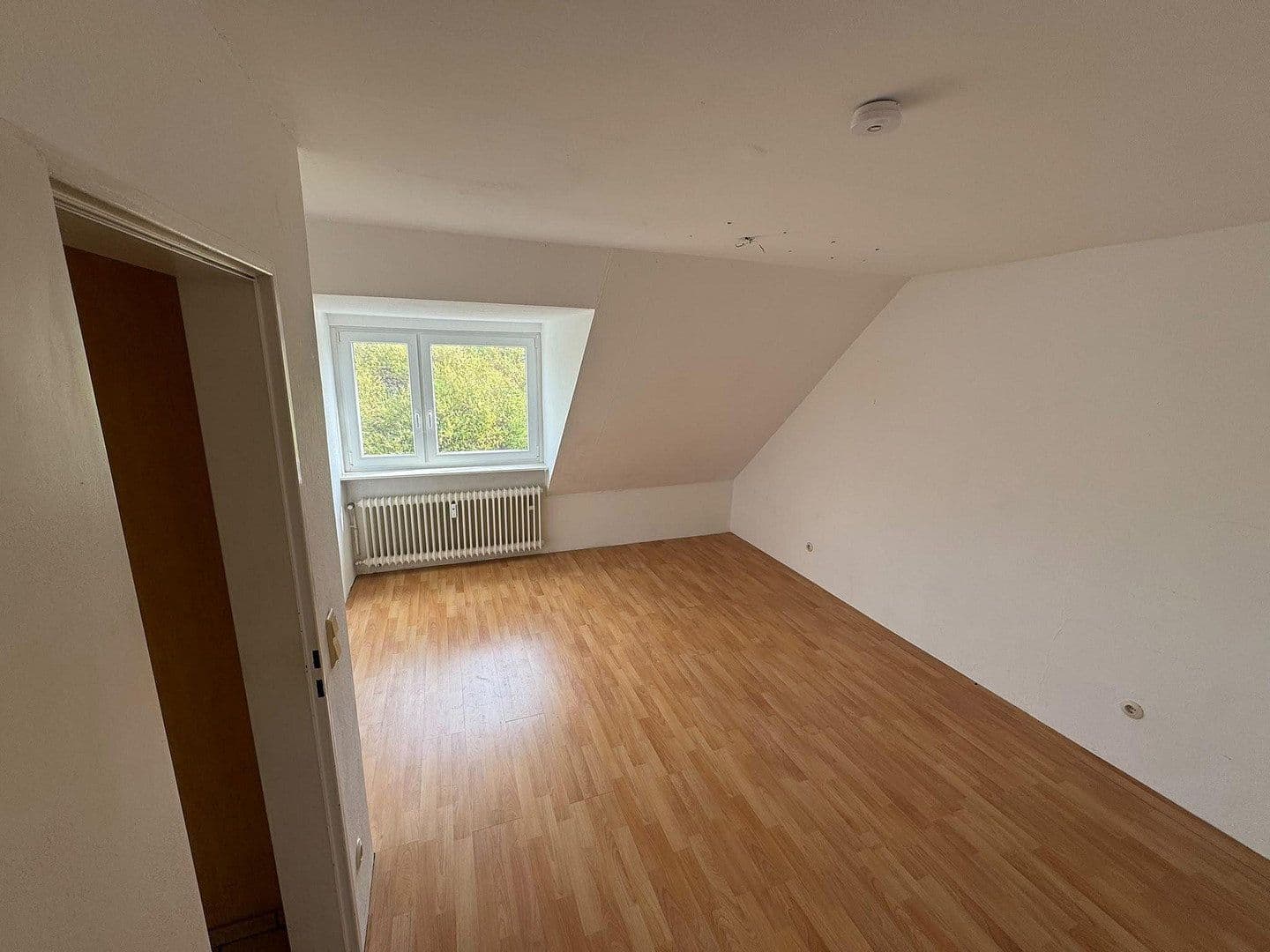 Pronájem bytu 2+kk 47 m², Sterkrader Straße 16, Essen, Severní Porýní-Vestfálsko Pronájem bytu 2+kk 47 m², Sterkrader Straße 16, Essen, Severní Porýní-Vestfálsko