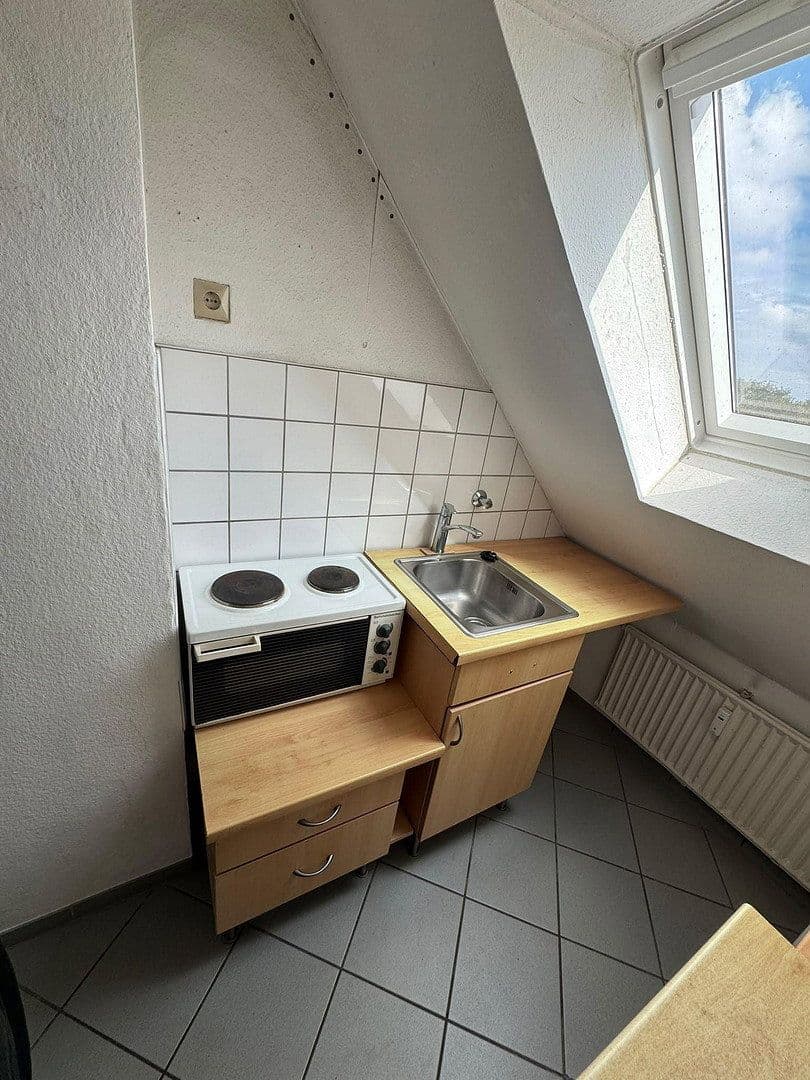 Pronájem bytu 2+kk 47 m², Sterkrader Straße 16, Essen, Severní Porýní-Vestfálsko Pronájem bytu 2+kk 47 m², Sterkrader Straße 16, Essen, Severní Porýní-Vestfálsko