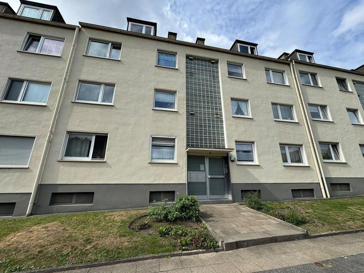 Pronájem bytu 2+kk 47 m², Sterkrader Straße 16, Essen, Severní Porýní-Vestfálsko Pronájem bytu 2+kk 47 m², Sterkrader Straße 16, Essen, Severní Porýní-Vestfálsko
