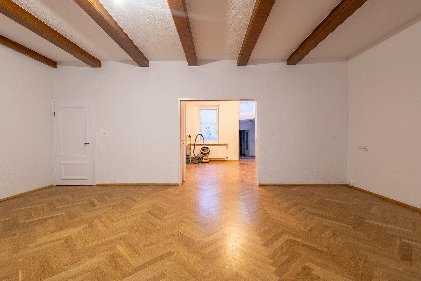 Pronájem bytu 4+1 148 m², Fürth, Bavorsko Pronájem bytu 4+1 148 m², Fürth, Bavorsko