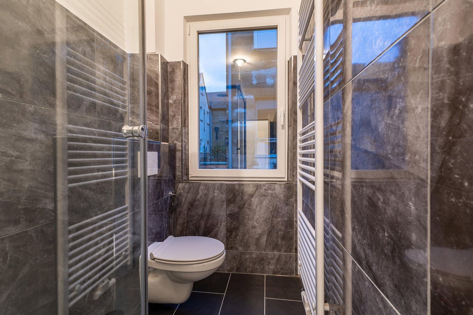 Pronájem bytu 4+1 148 m², Fürth, Bavorsko Pronájem bytu 4+1 148 m², Fürth, Bavorsko