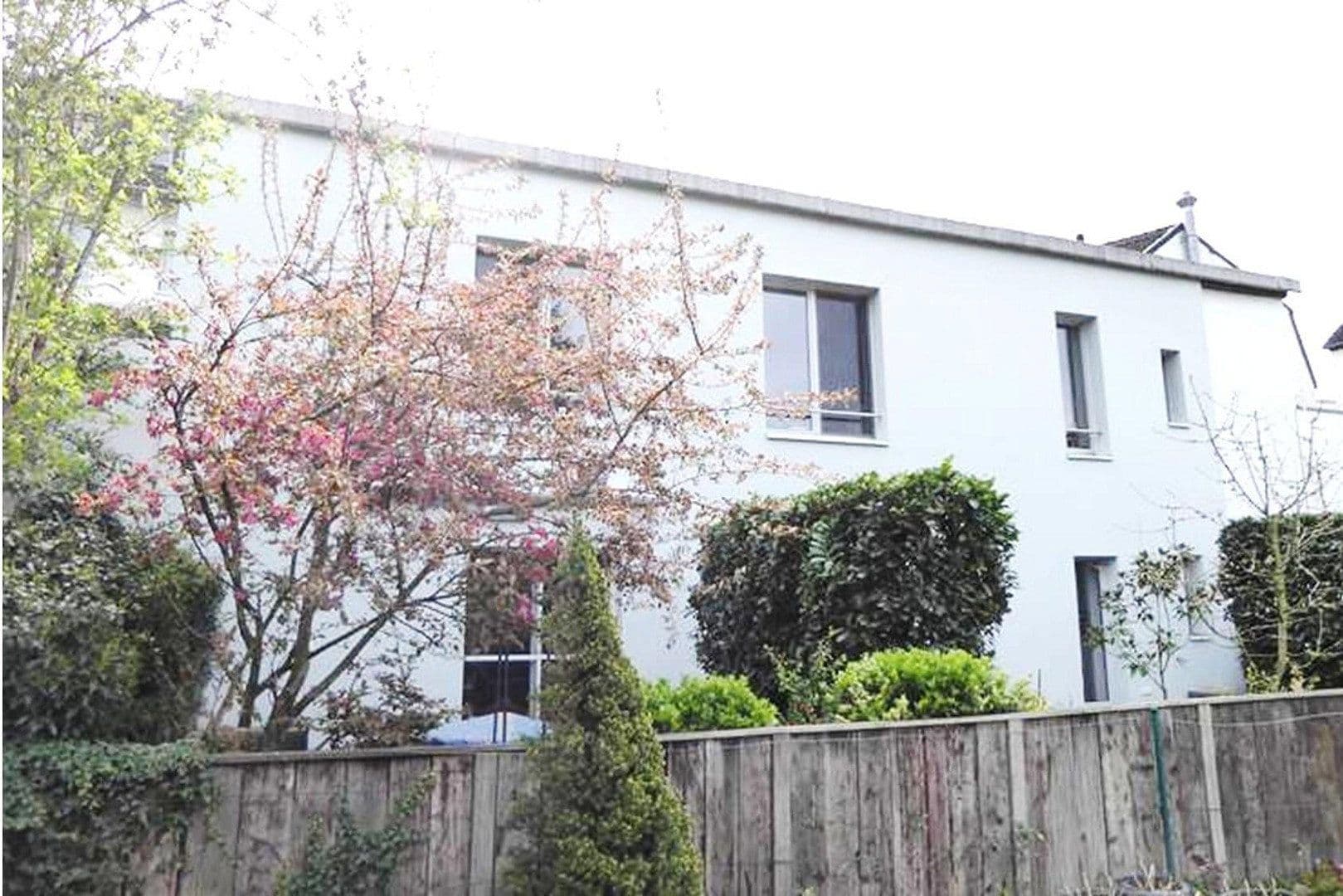 Pronájem kanceláře 140 m², Laufenbergstraße 1, Bonn, Severní Porýní-Vestfálsko Pronájem kanceláře 140 m², Laufenbergstraße 1, Bonn, Severní Porýní-Vestfálsko