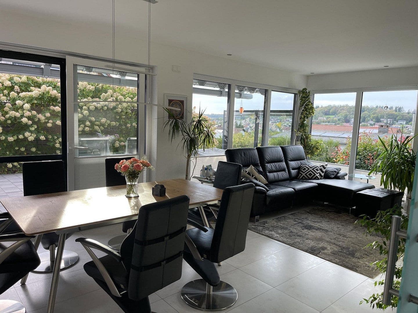 Prodej domu 145 m², pozemek 551 m², Schotten, Hessen Prodej domu 145 m², pozemek 551 m², Schotten, Hessen