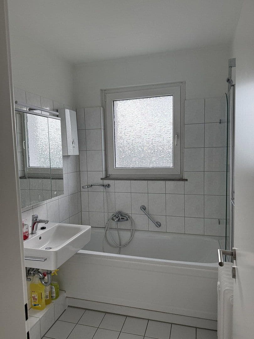 Pronájem bytu 3+1 75 m², An der Wallburg 97, Bergisch Gladbach, Severní Porýní-Vestfálsko Pronájem bytu 3+1 75 m², An der Wallburg 97, Bergisch Gladbach, Severní Porýní-Vestfálsko