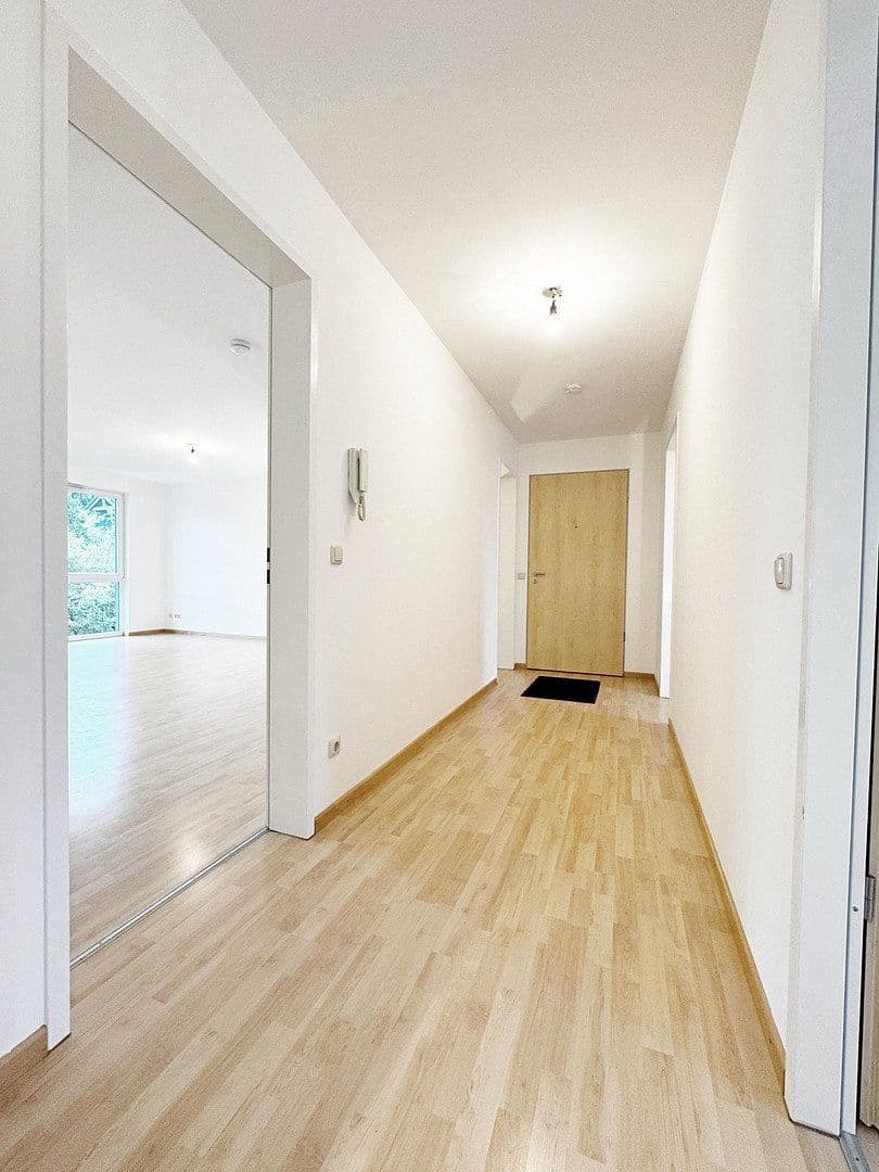 Pronájem bytu 3+1 88 m², Landsham bei Kirchheim, Bavorsko Pronájem bytu 3+1 88 m², Landsham bei Kirchheim, Bavorsko