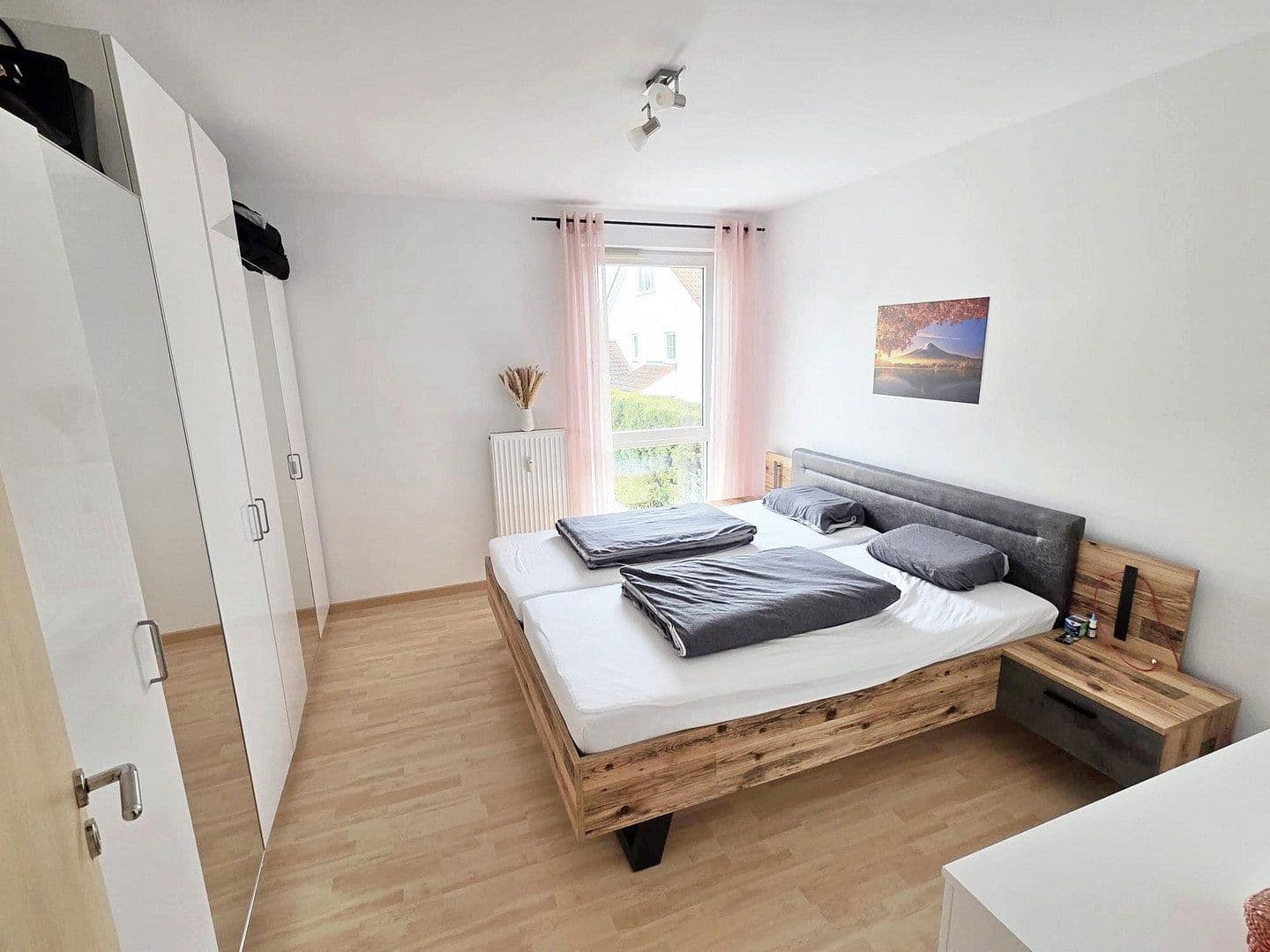 Pronájem bytu 3+1 88 m², Landsham bei Kirchheim, Bavorsko Pronájem bytu 3+1 88 m², Landsham bei Kirchheim, Bavorsko