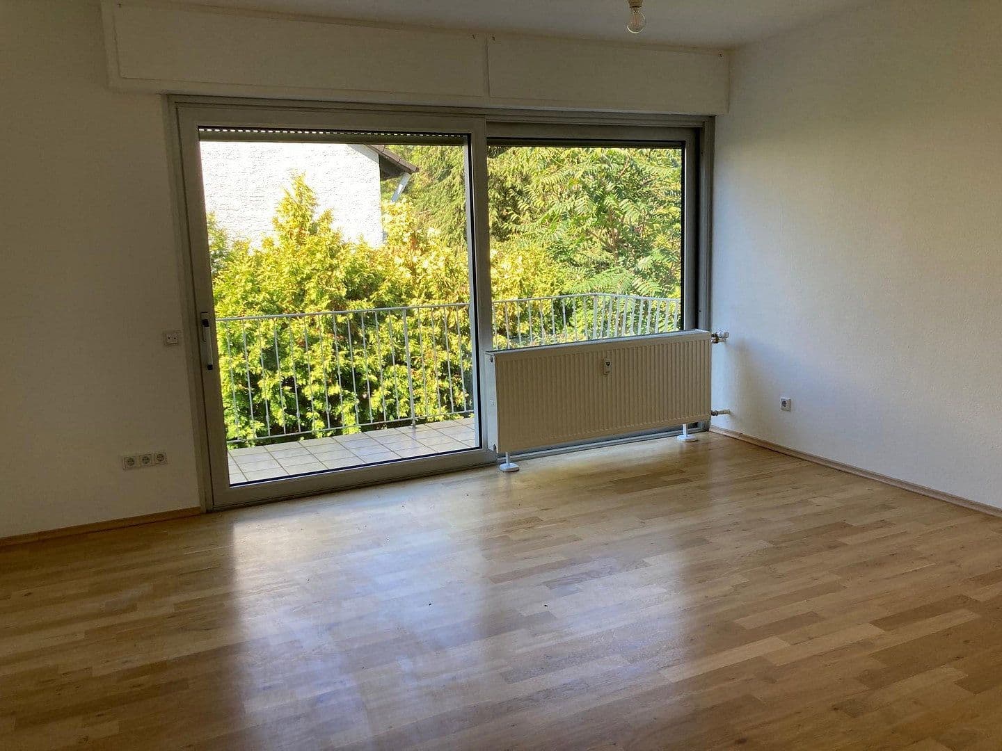 Pronájem bytu 4+1 127 m², Offenbach, Hessen Pronájem bytu 4+1 127 m², Offenbach, Hessen