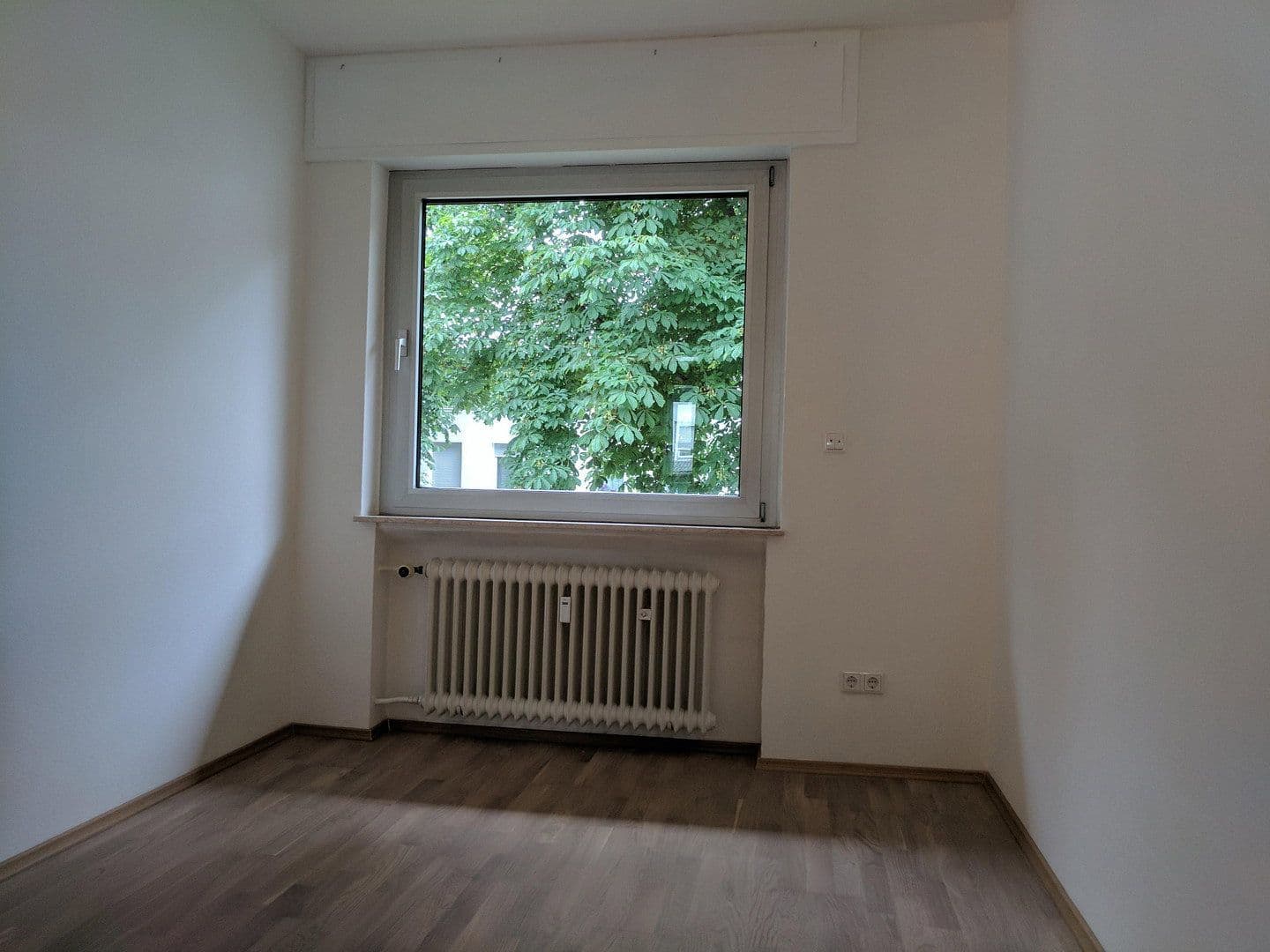 Pronájem bytu 4+1 127 m², Offenbach, Hessen Pronájem bytu 4+1 127 m², Offenbach, Hessen