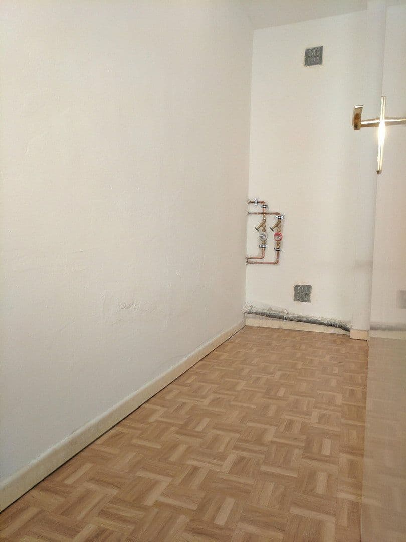 Pronájem bytu 4+1 127 m², Offenbach, Hessen Pronájem bytu 4+1 127 m², Offenbach, Hessen