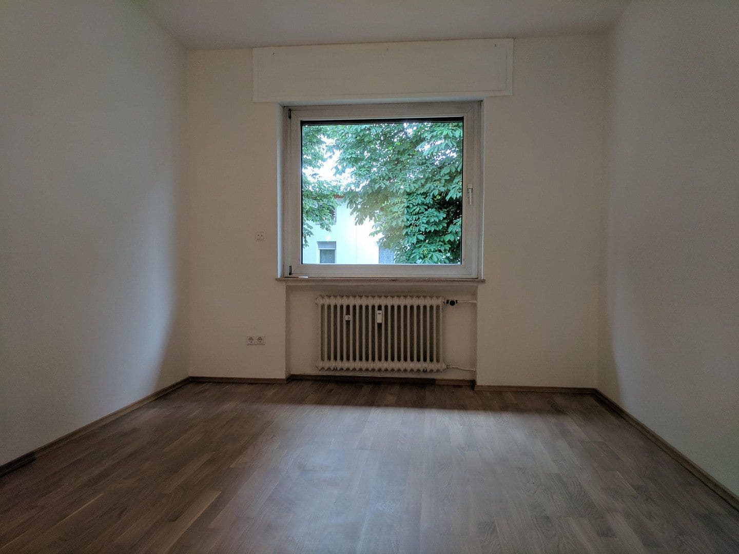 Pronájem bytu 4+1 127 m², Offenbach, Hessen Pronájem bytu 4+1 127 m², Offenbach, Hessen