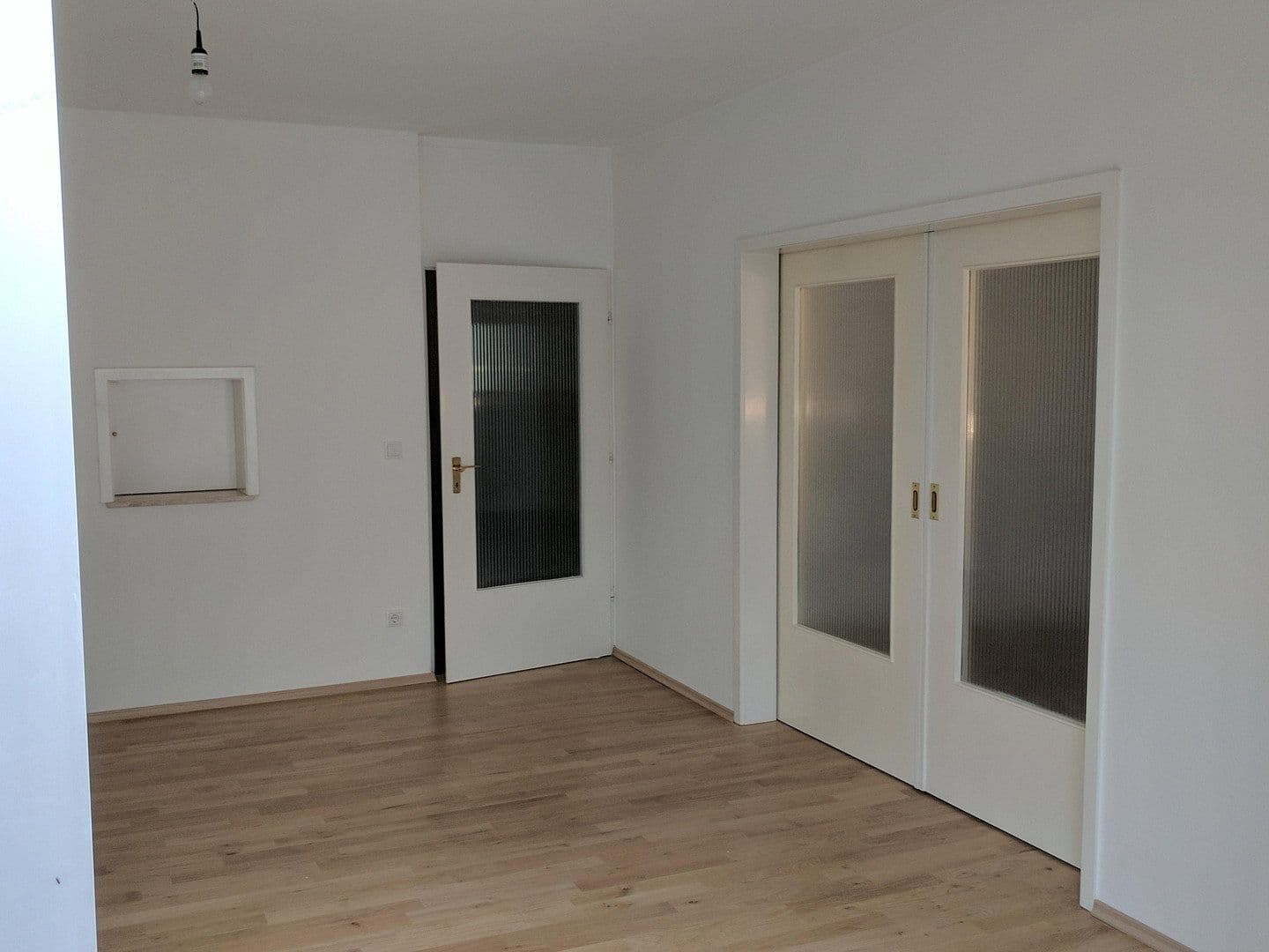 Pronájem bytu 4+1 127 m², Offenbach, Hessen Pronájem bytu 4+1 127 m², Offenbach, Hessen