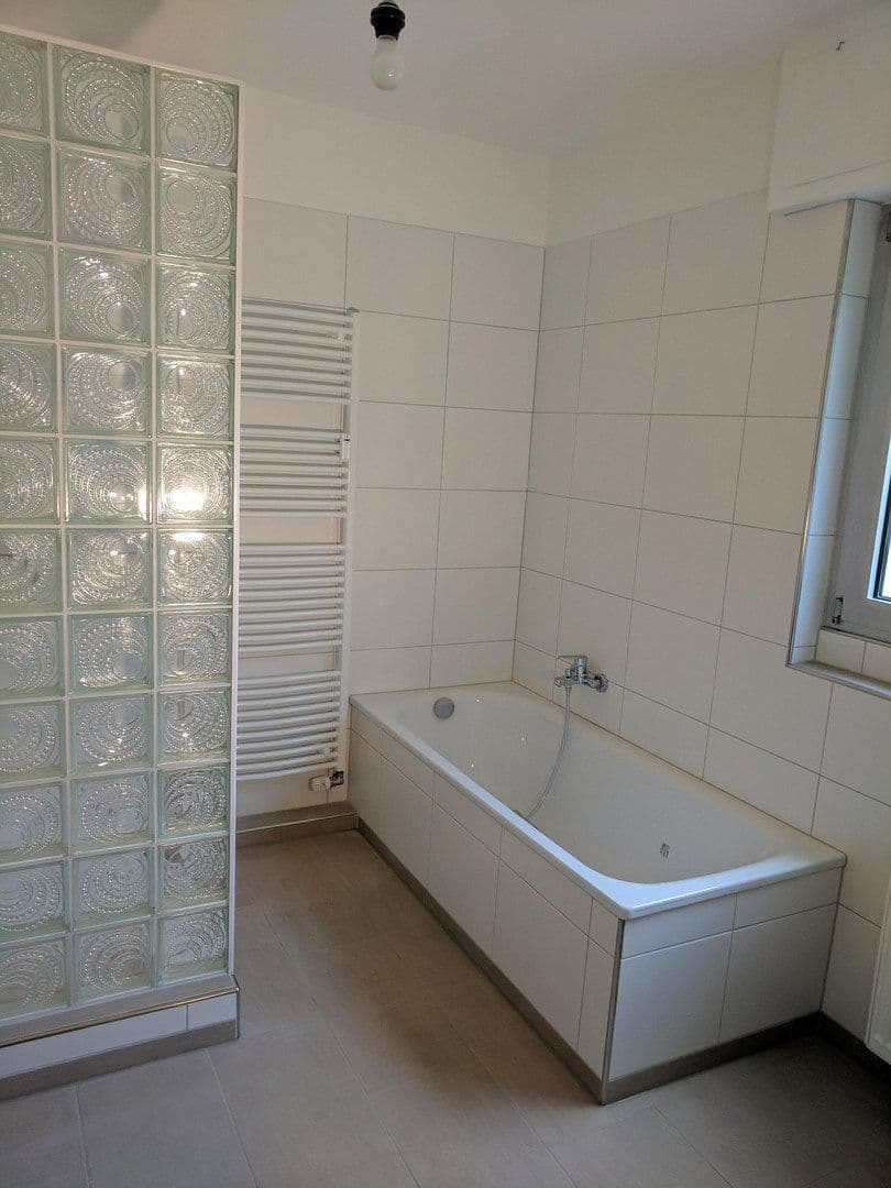 Pronájem bytu 4+1 127 m², Offenbach, Hessen Pronájem bytu 4+1 127 m², Offenbach, Hessen