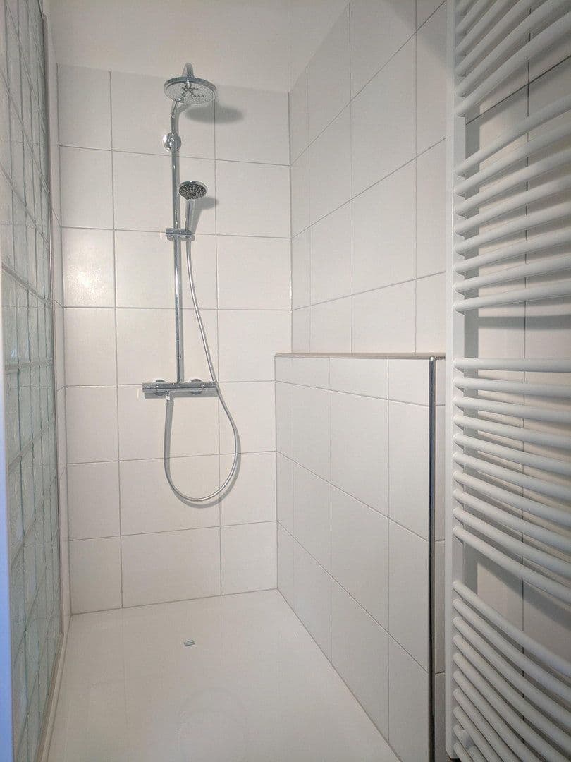Pronájem bytu 4+1 127 m², Offenbach, Hessen Pronájem bytu 4+1 127 m², Offenbach, Hessen