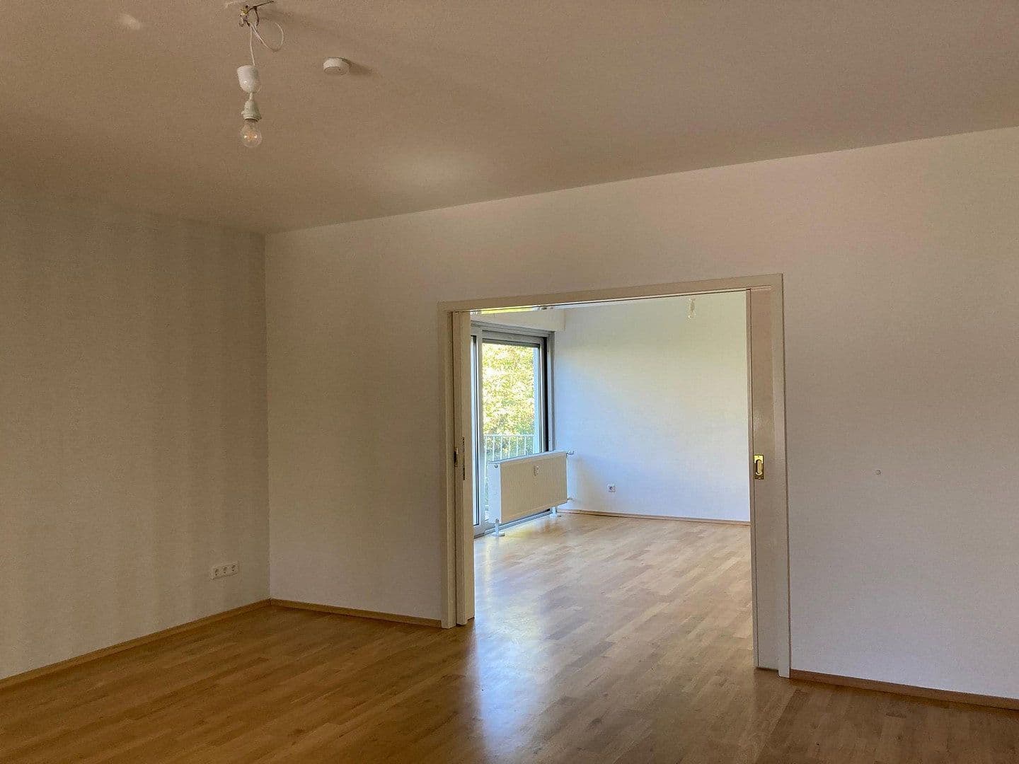 Pronájem bytu 4+1 127 m², Offenbach, Hessen Pronájem bytu 4+1 127 m², Offenbach, Hessen